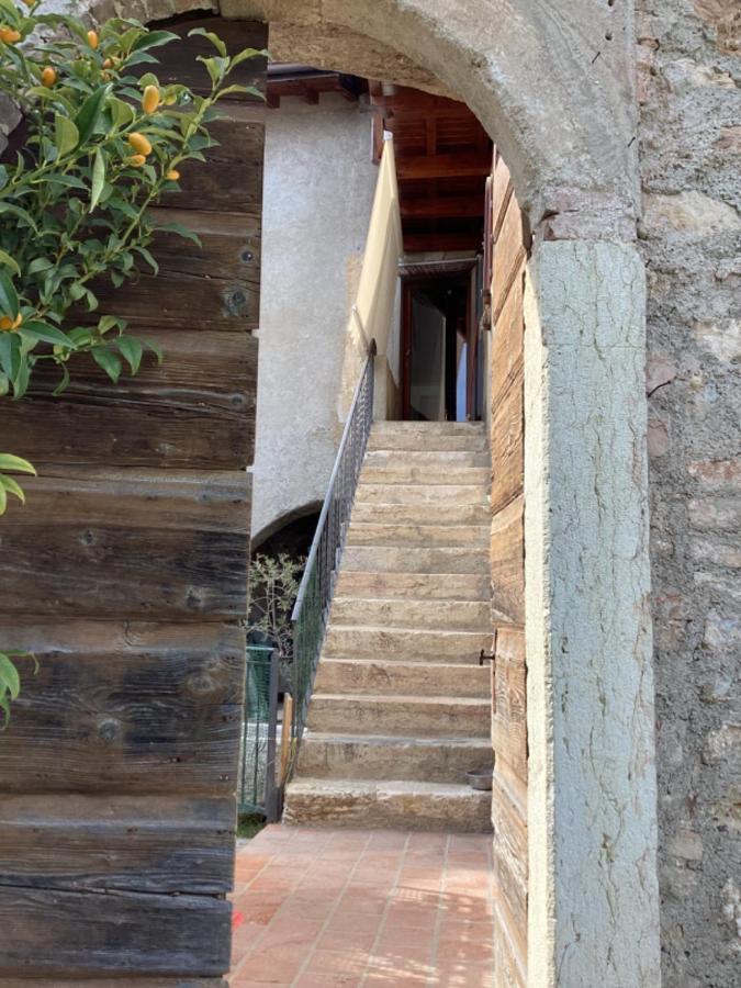 Cà dei Casài apartment, lago di Garda e relax. Gaino Exterior foto